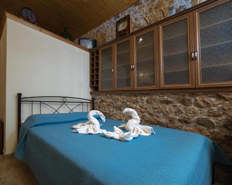 Menecrates Rustic - San Matteo Lägenhet Ágios Matthaíos Exteriör bild